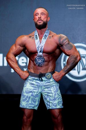 MEN'S PHYSIQUE-НОВИЧКИ